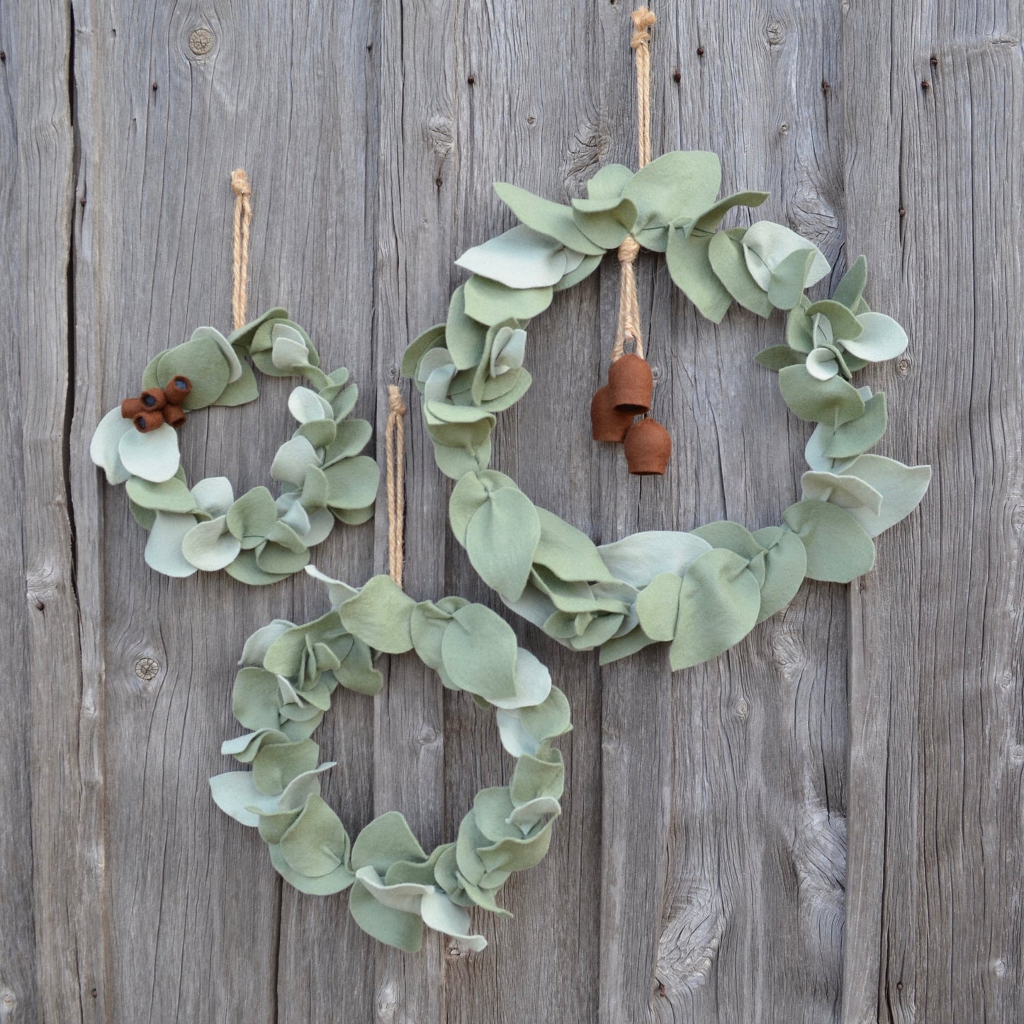 Cadaghi Eucalyptus Wreath - Small